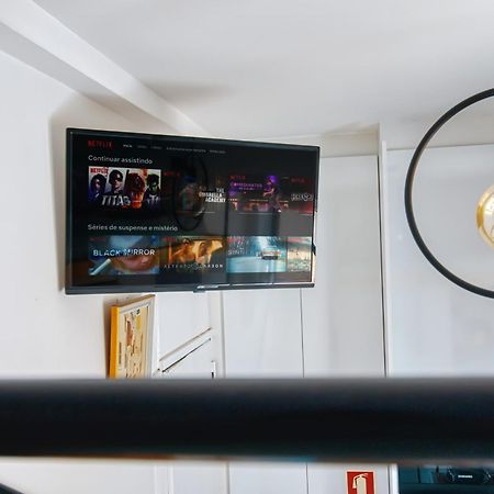 Apartament Historic Gem & Modern Loft In The Heart Of Lizbona Zewnętrze zdjęcie